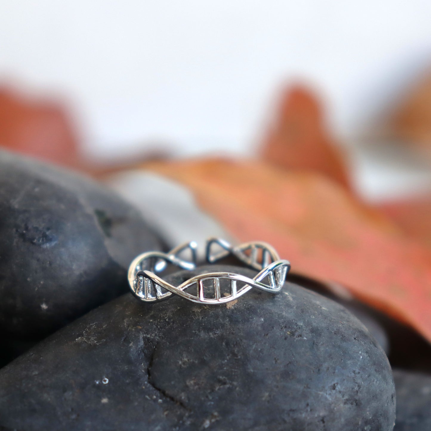 DNA Ring