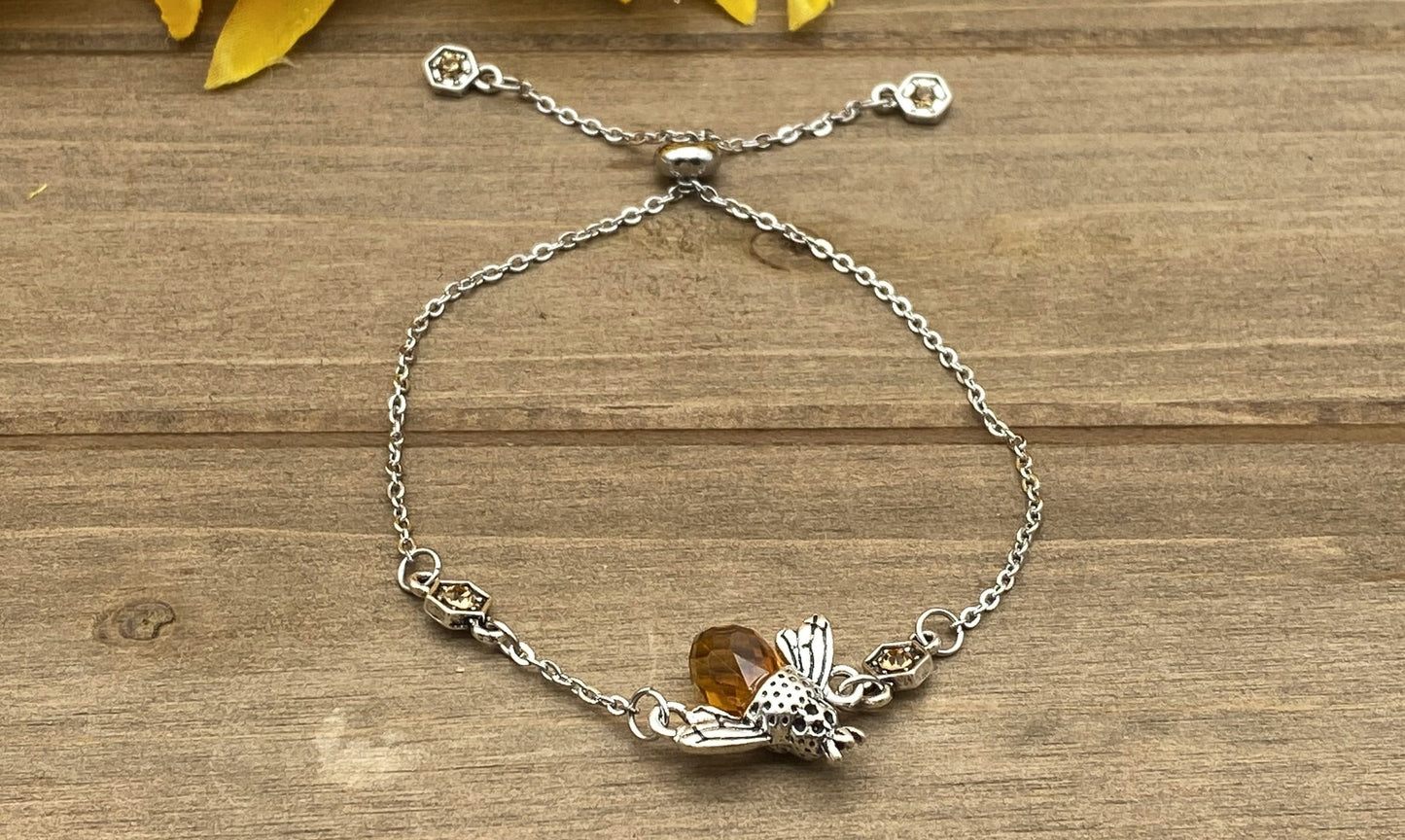 Queen Bee Chain Bracelet