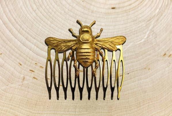 Queen Bee Hair Clip